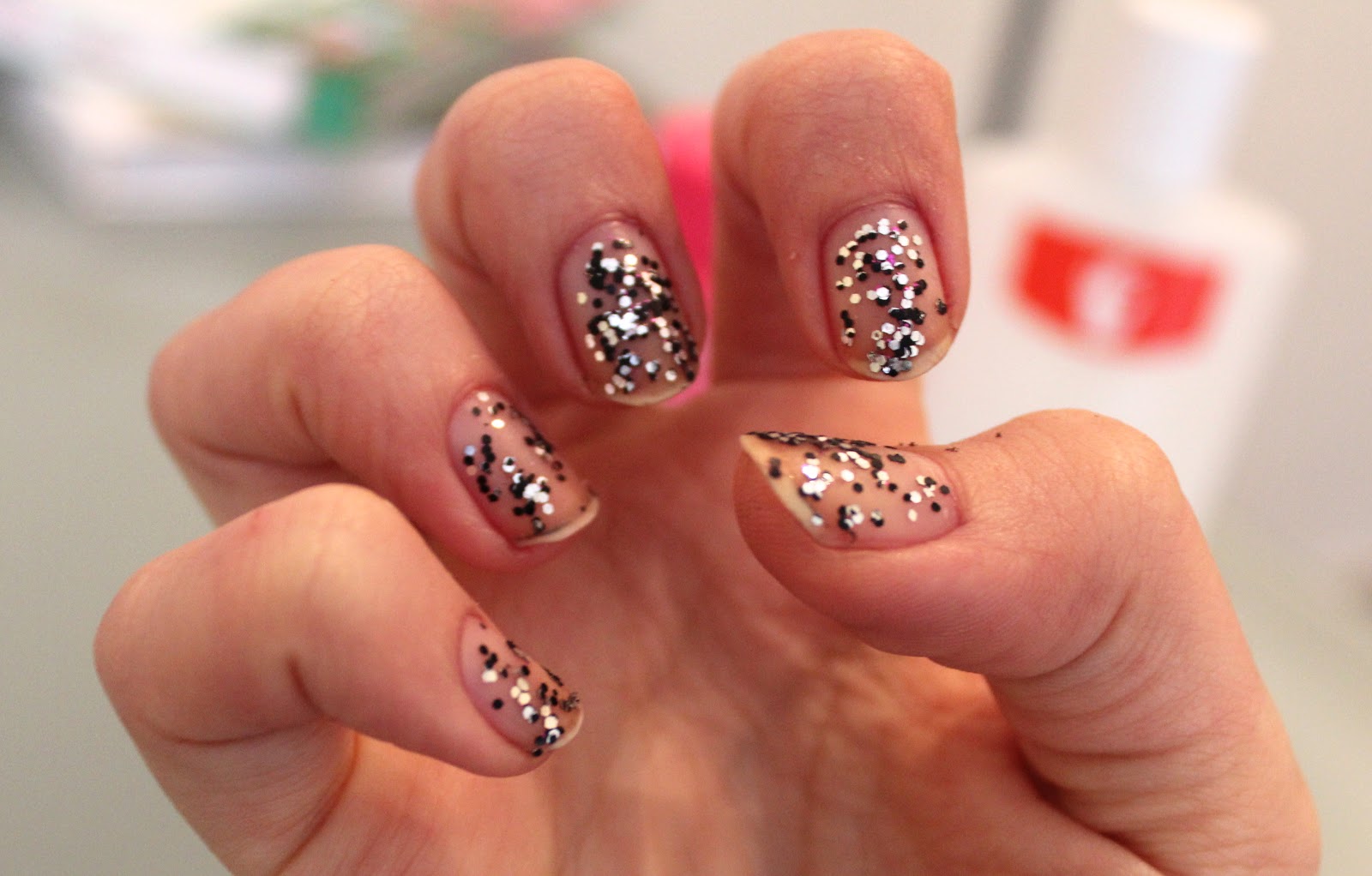 Removing glitter nail polish – Lily Pebbles