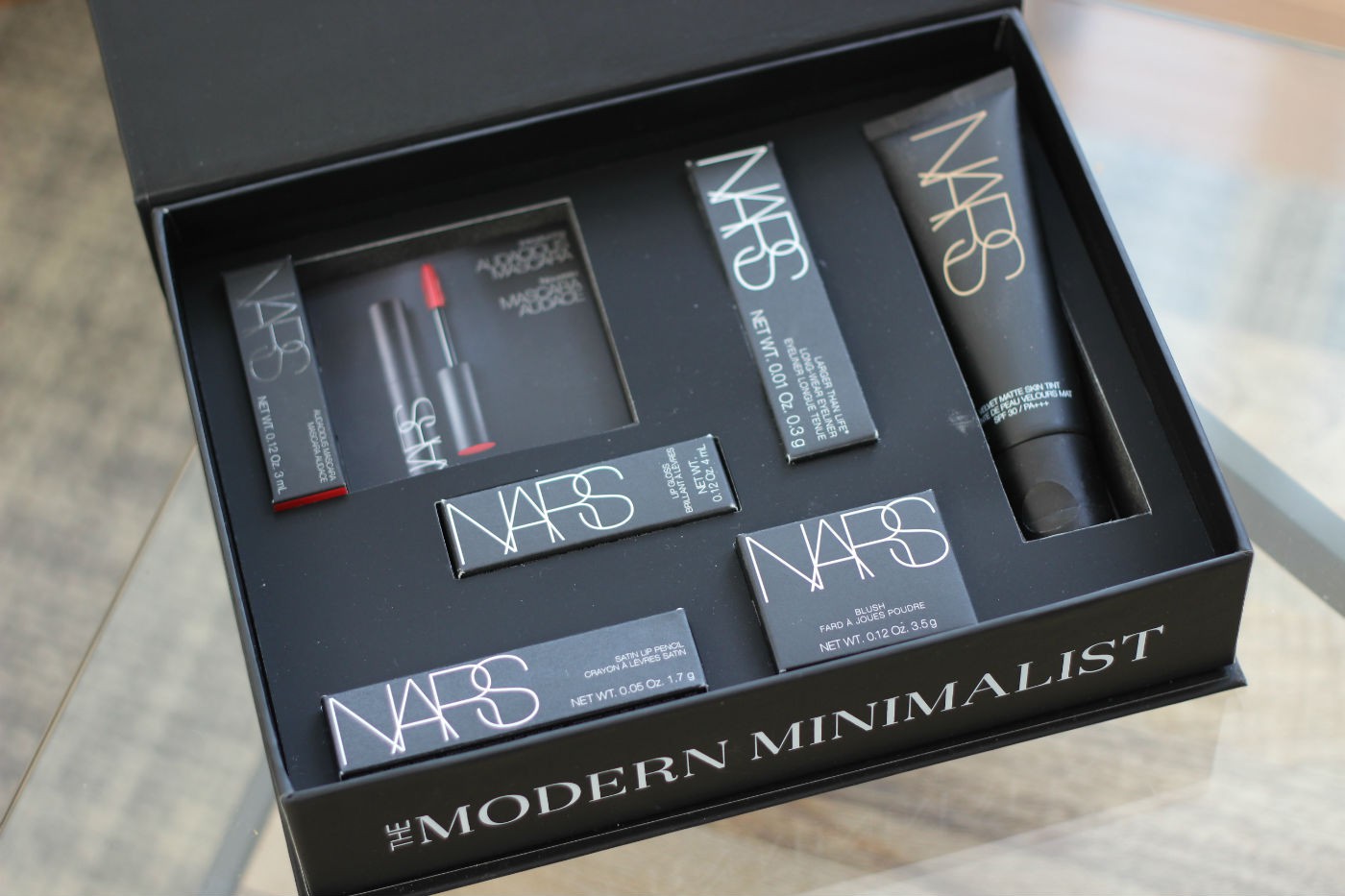 LIMITED EDITION NARS BEAUTY BOX SPACE NK Lily Pebbles