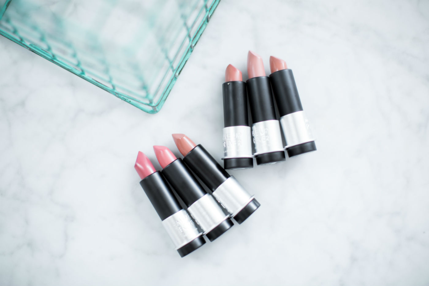 lily-pebbles-makeupforever-lipsticks-review-1