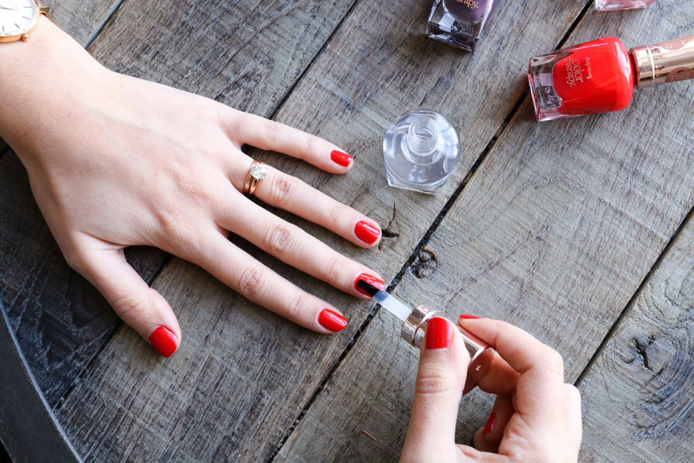 NOURISHING NAILS | AD