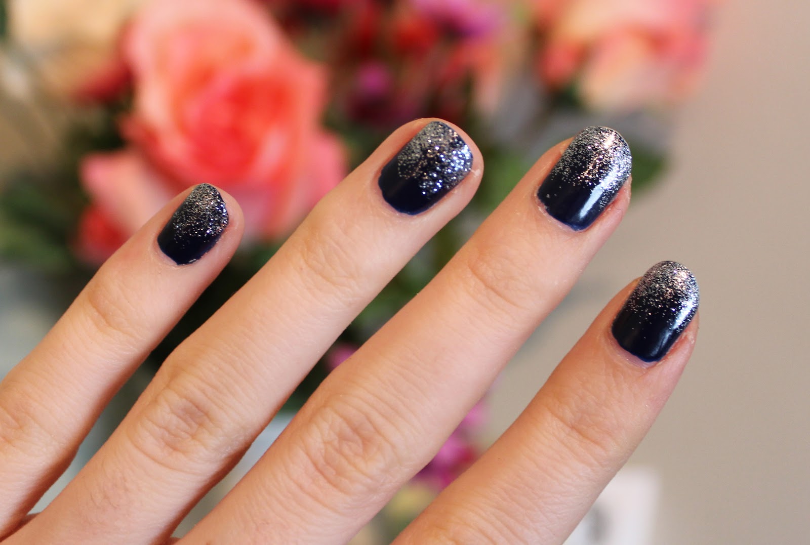 NAVY GLITTER NAILS – Lily Pebbles