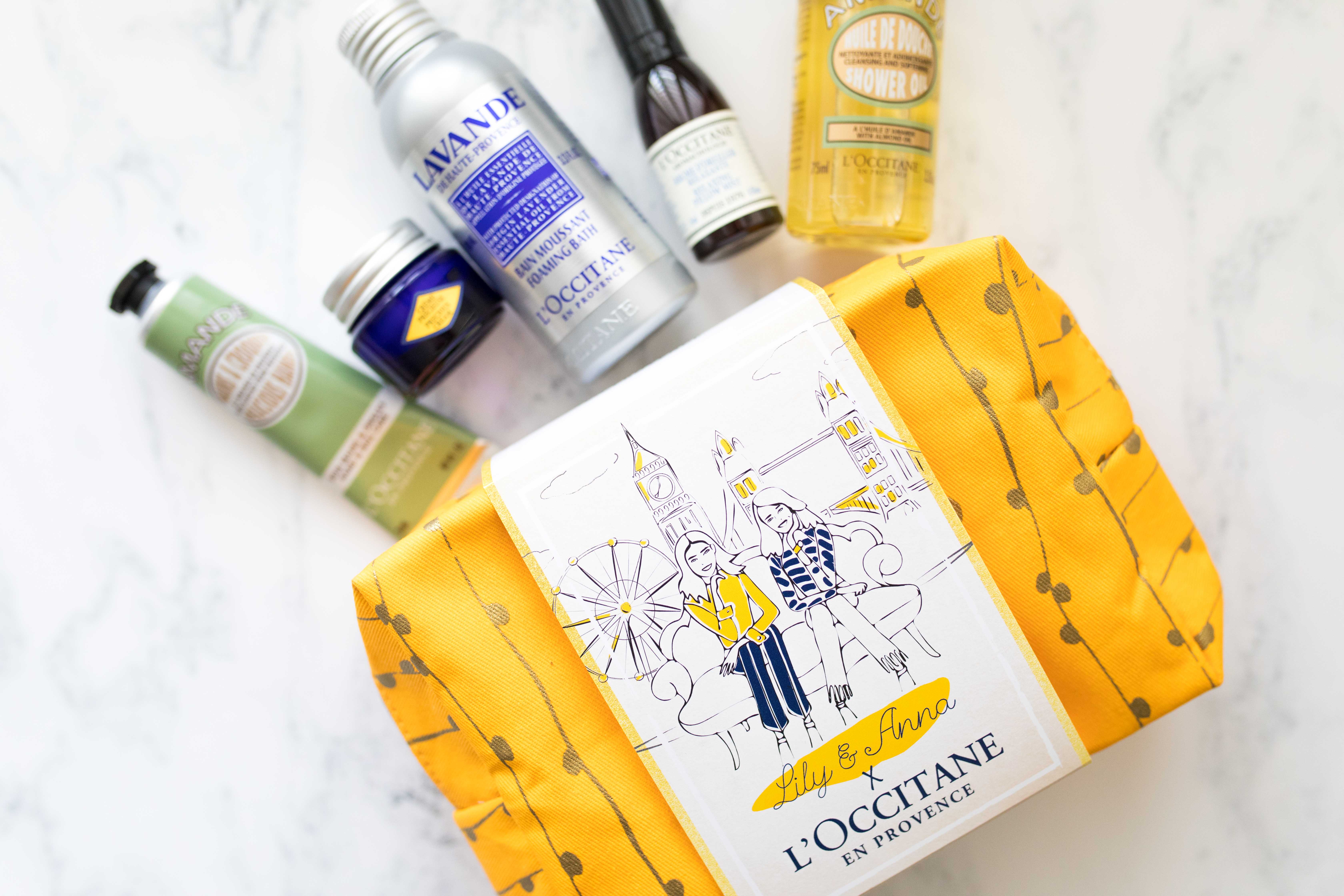 OUR EXCLUSIVE BEAUTY BAG! | AD