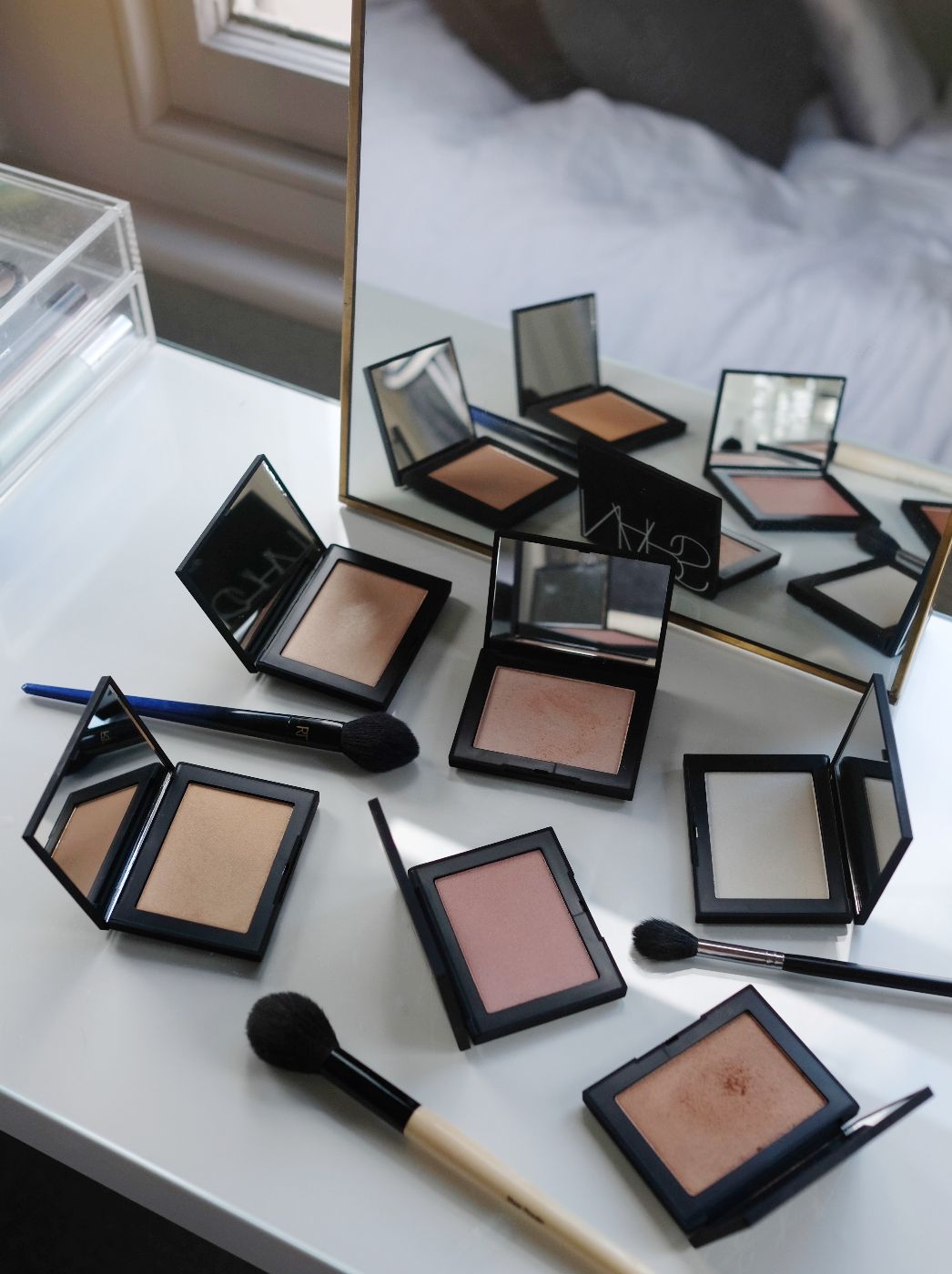 NARS HIGHLIGHTING POWDERS